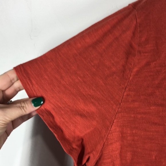 Old Navy Everywhere red tee size xl tall - Picture 4 of 10